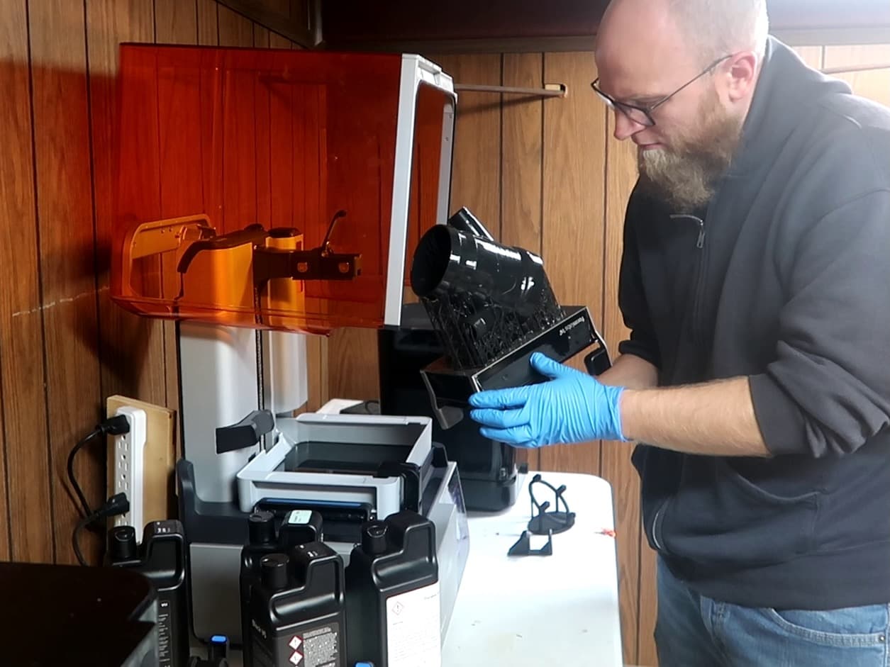 Lowering Costs and Building Supply Chain Resilience at Cool Machines With Tough 1000 Resin