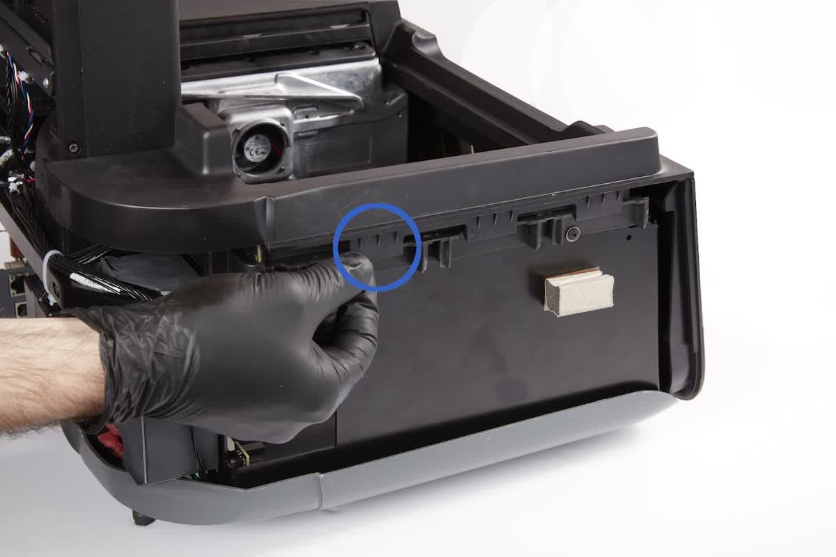 f3-top-shell-clip.jpg