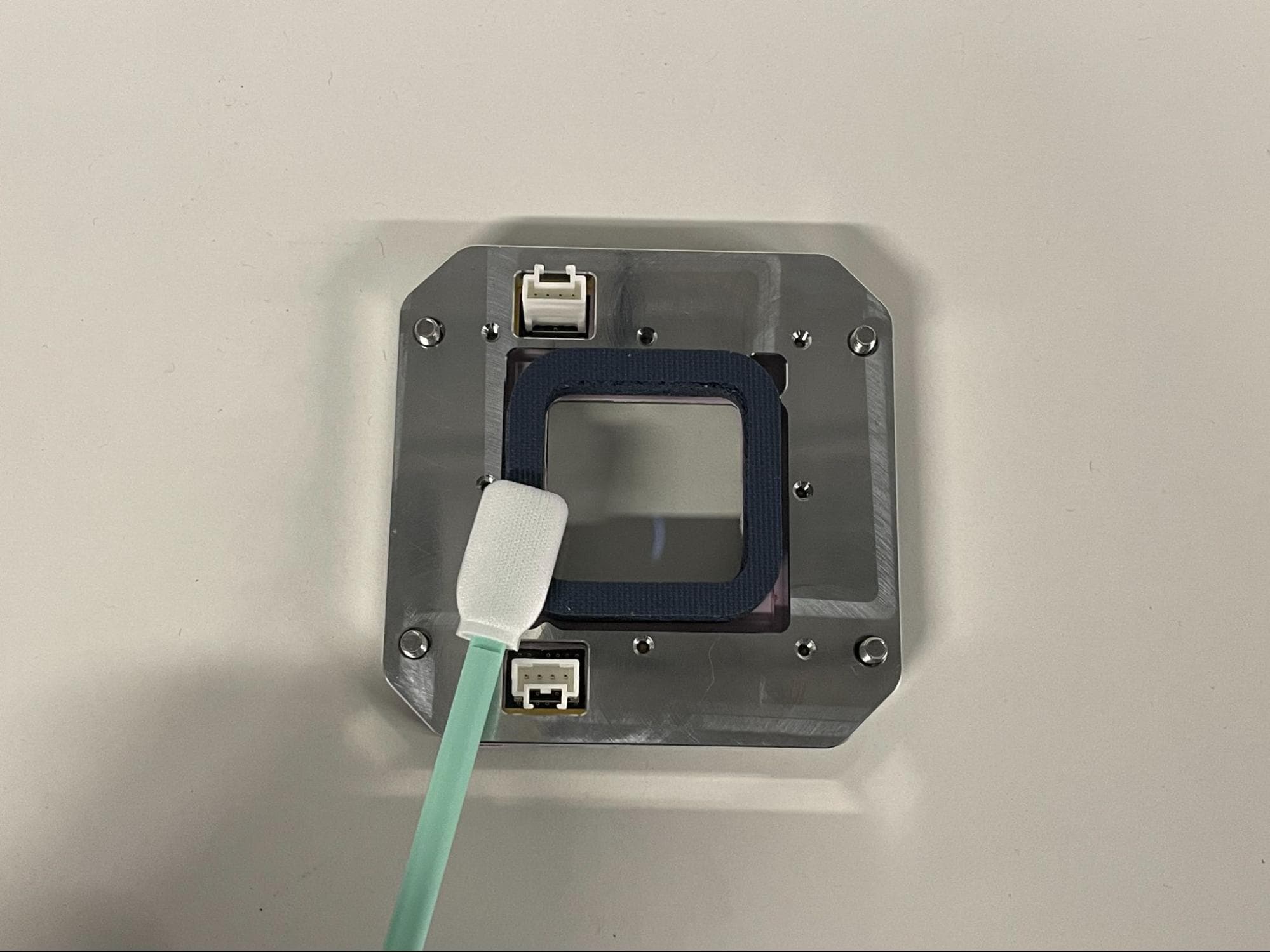 安装新的上部激光窗口