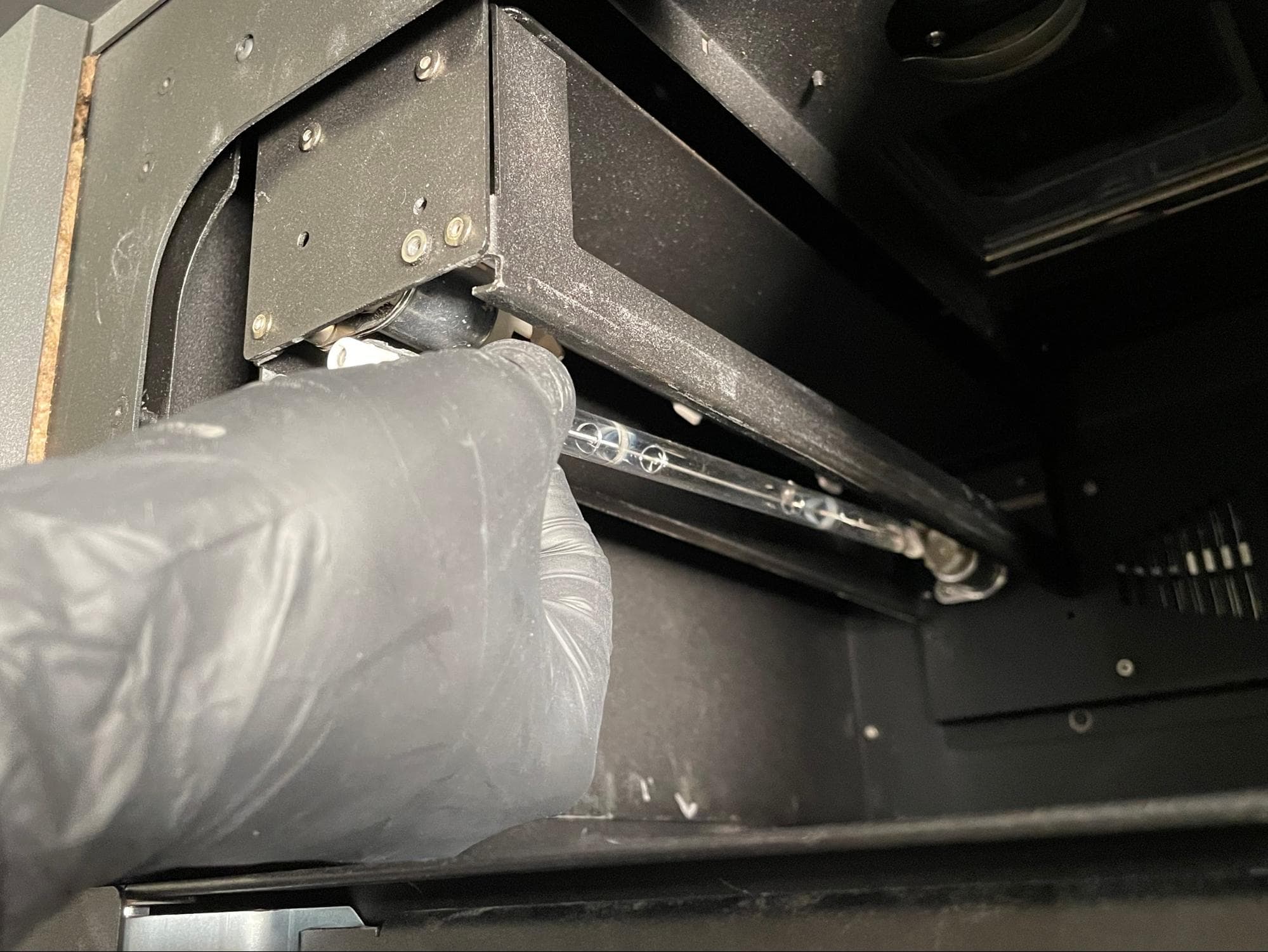 第 3 步:拆卸石英管加热器