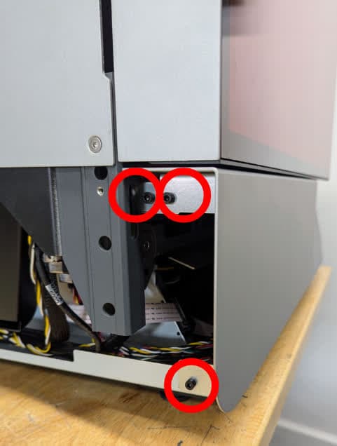 f4l-touchscreen-screws-left.jpg