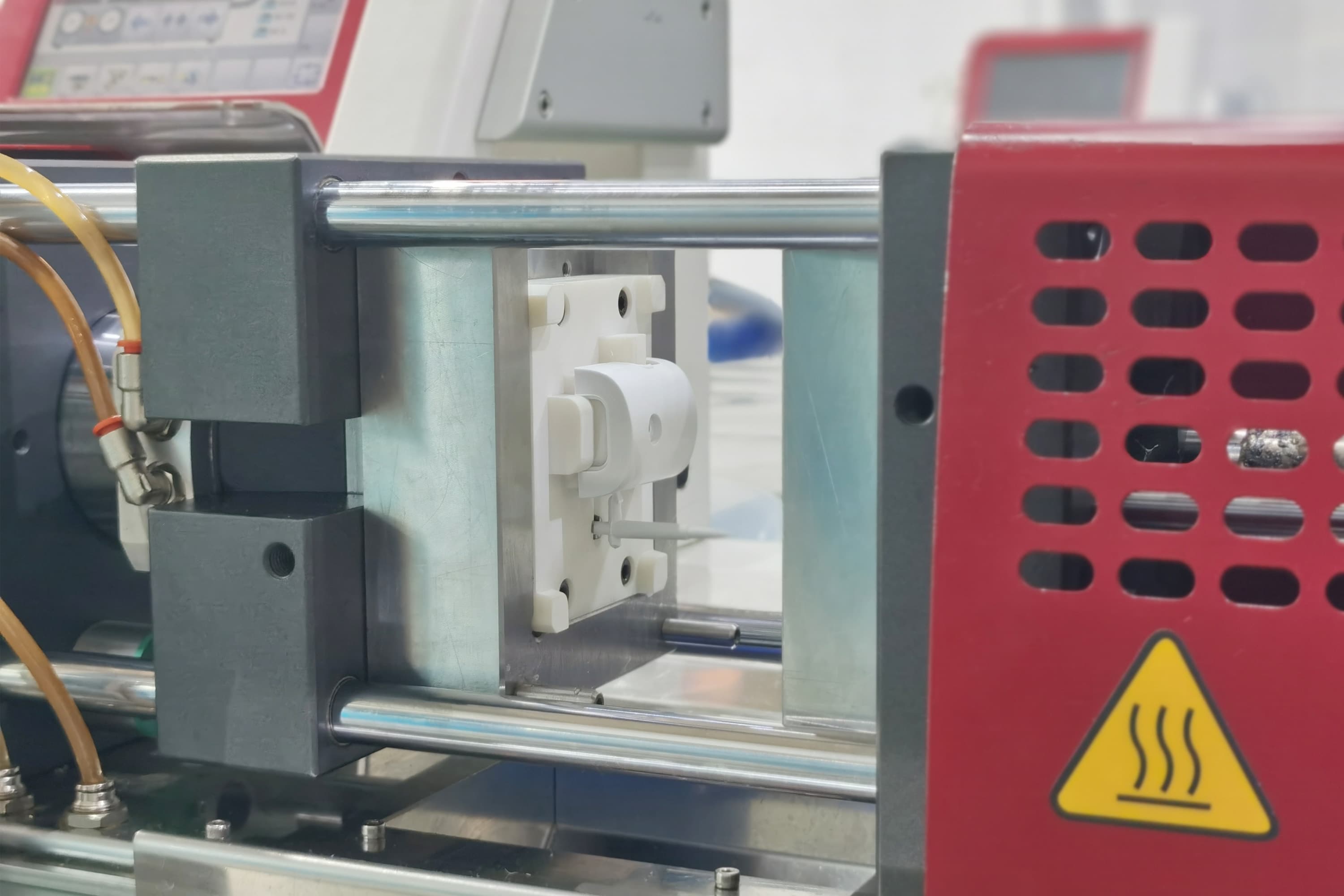 Multiplus 注射成型机