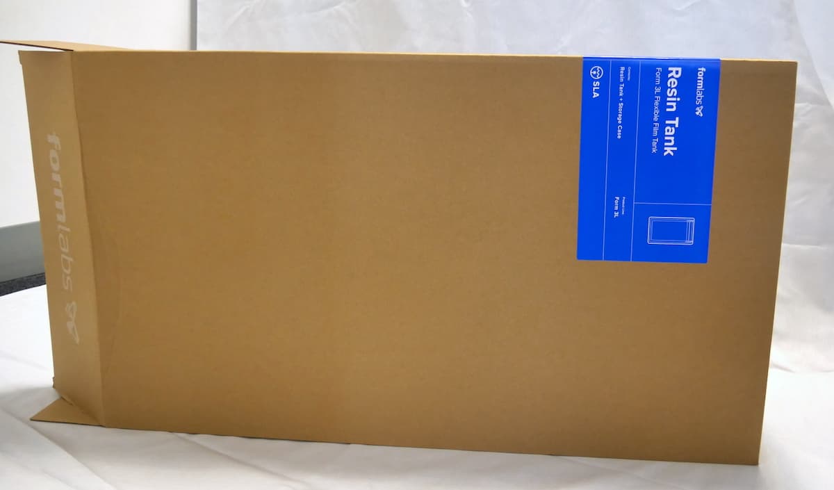 Form 3L/Form 3BL 树脂槽纸箱,由 3mm 厚的纸板制成