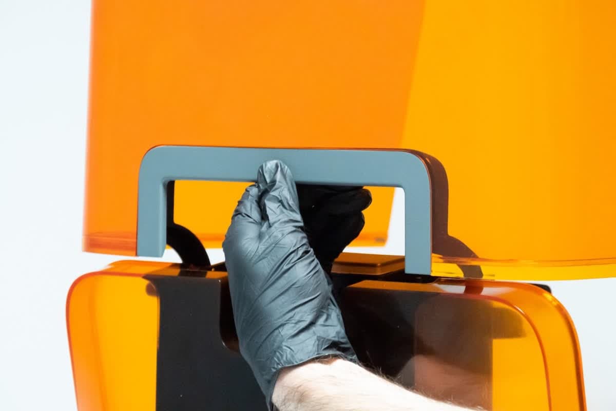 f3-install-cover-bracket.jpg