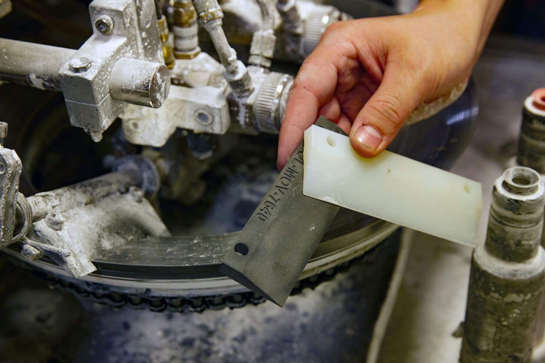 伊顿遮蔽环刮刀