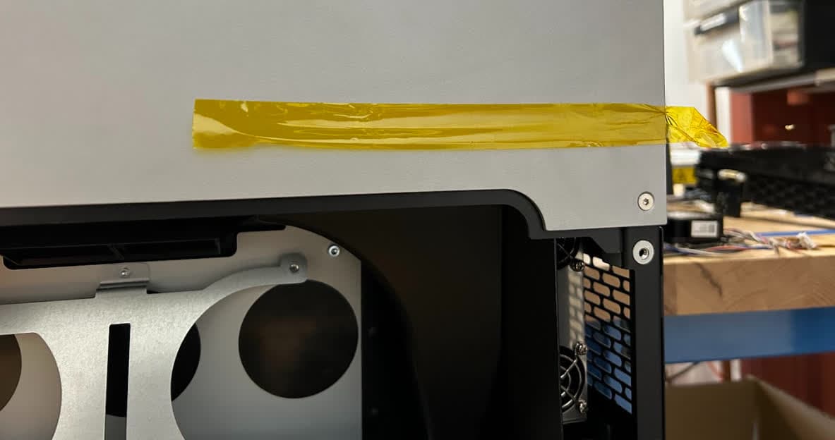 f4l-lpu-fan-tape-2.jpg