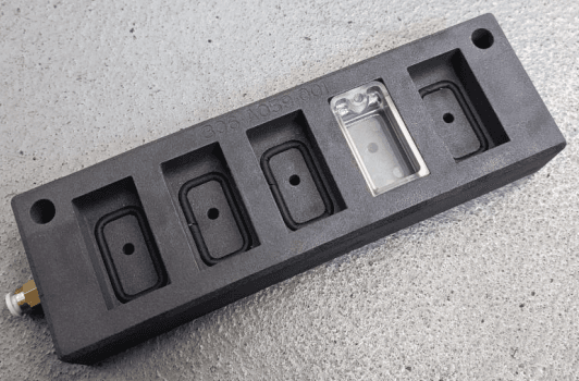 对夹具和固定装置进行机加工-用于注射部件的攻丝工具