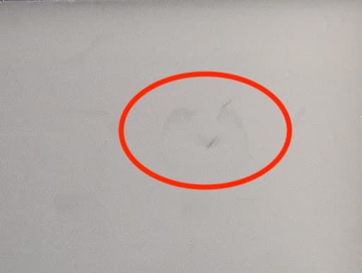 Form 3 树脂槽上的抛光痕迹