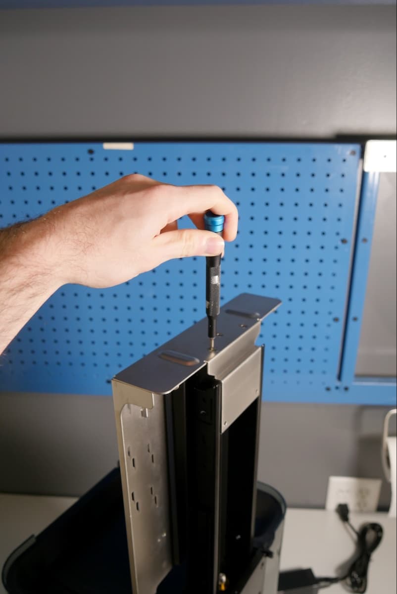 fw2-elevator-top-screws.jpg