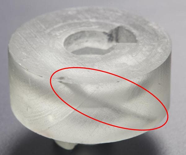 打印部件上的孔隙示例