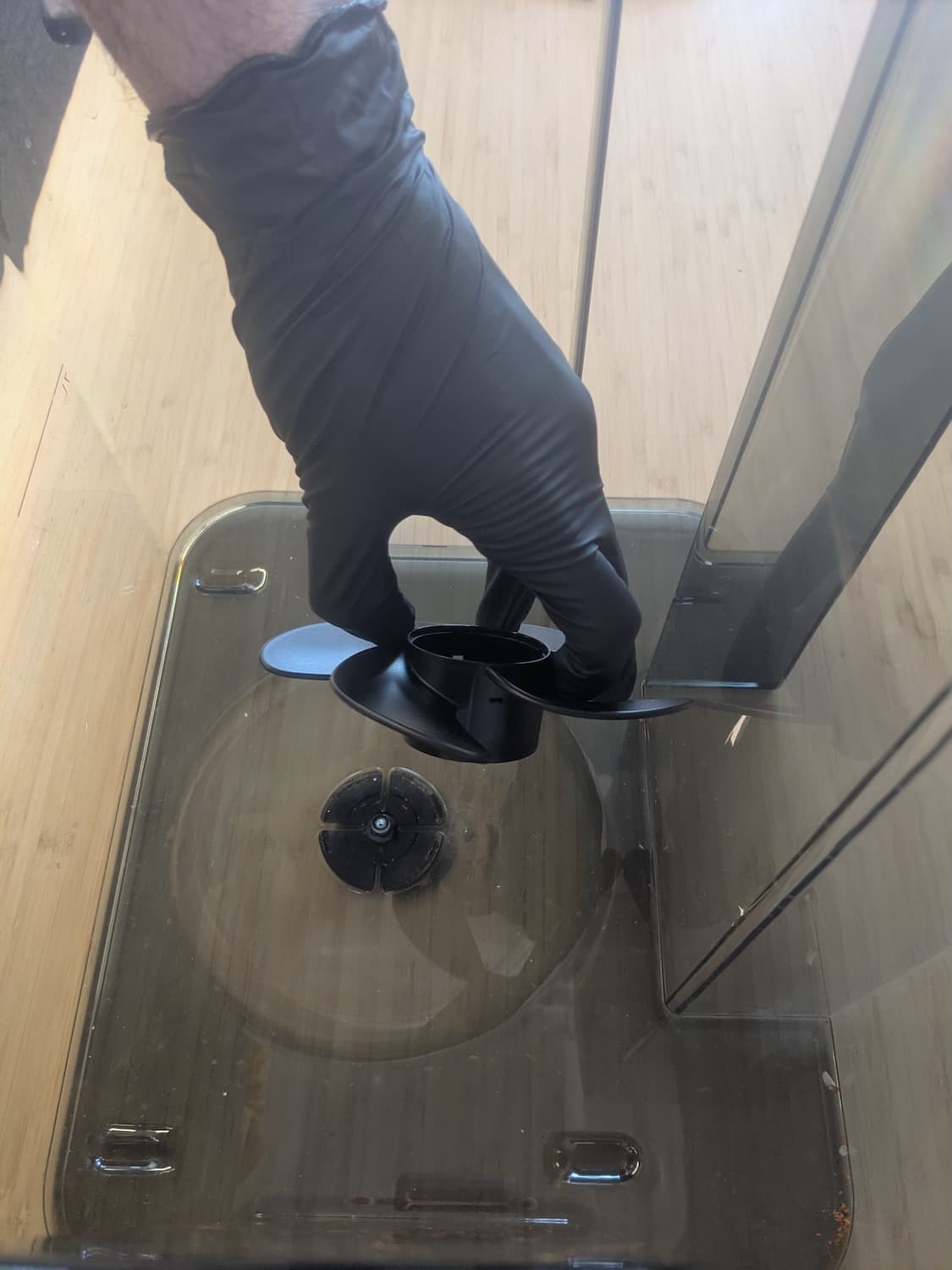 Removing the Form Wash V2 impeller