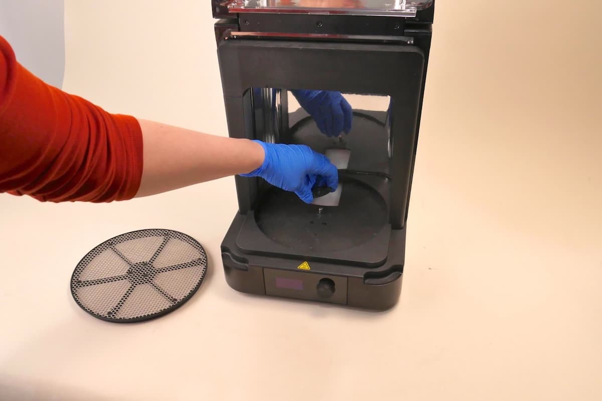 cure-remove-spindle.jpg