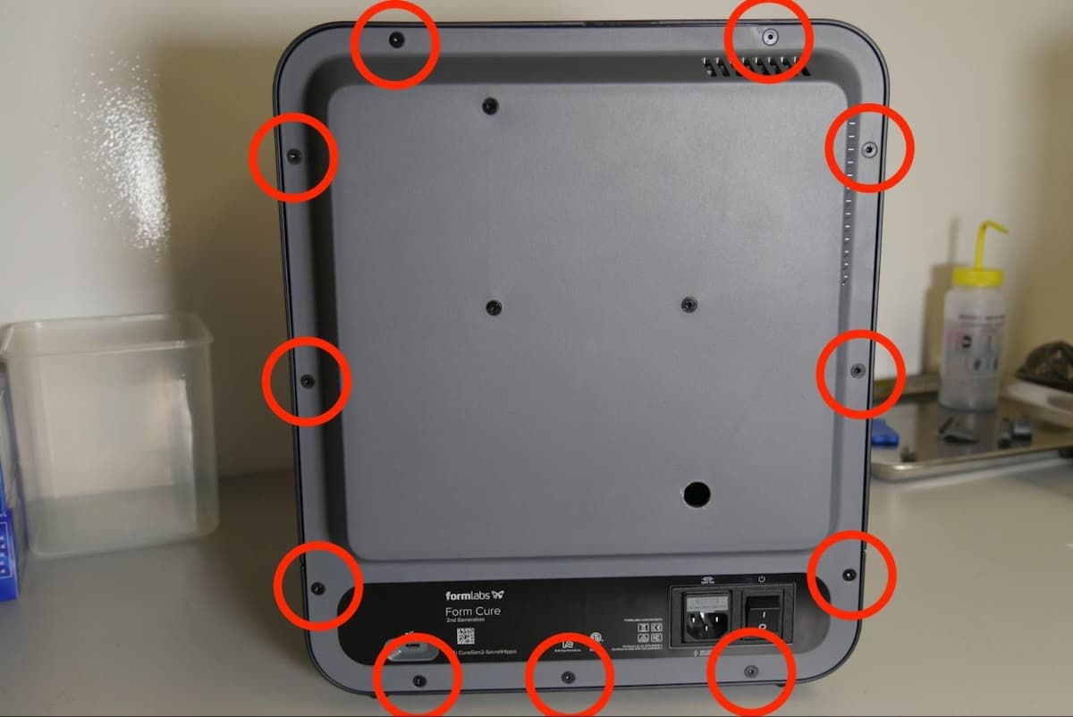 cure-rear-shell-screws-no-plug.jpg