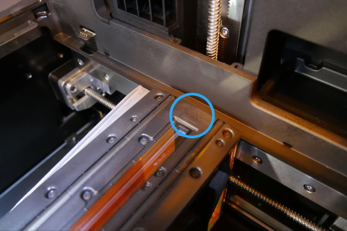 f3-install-roller-holder-2.jpg