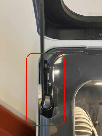 sift-gas-spring-slot-alignment.png