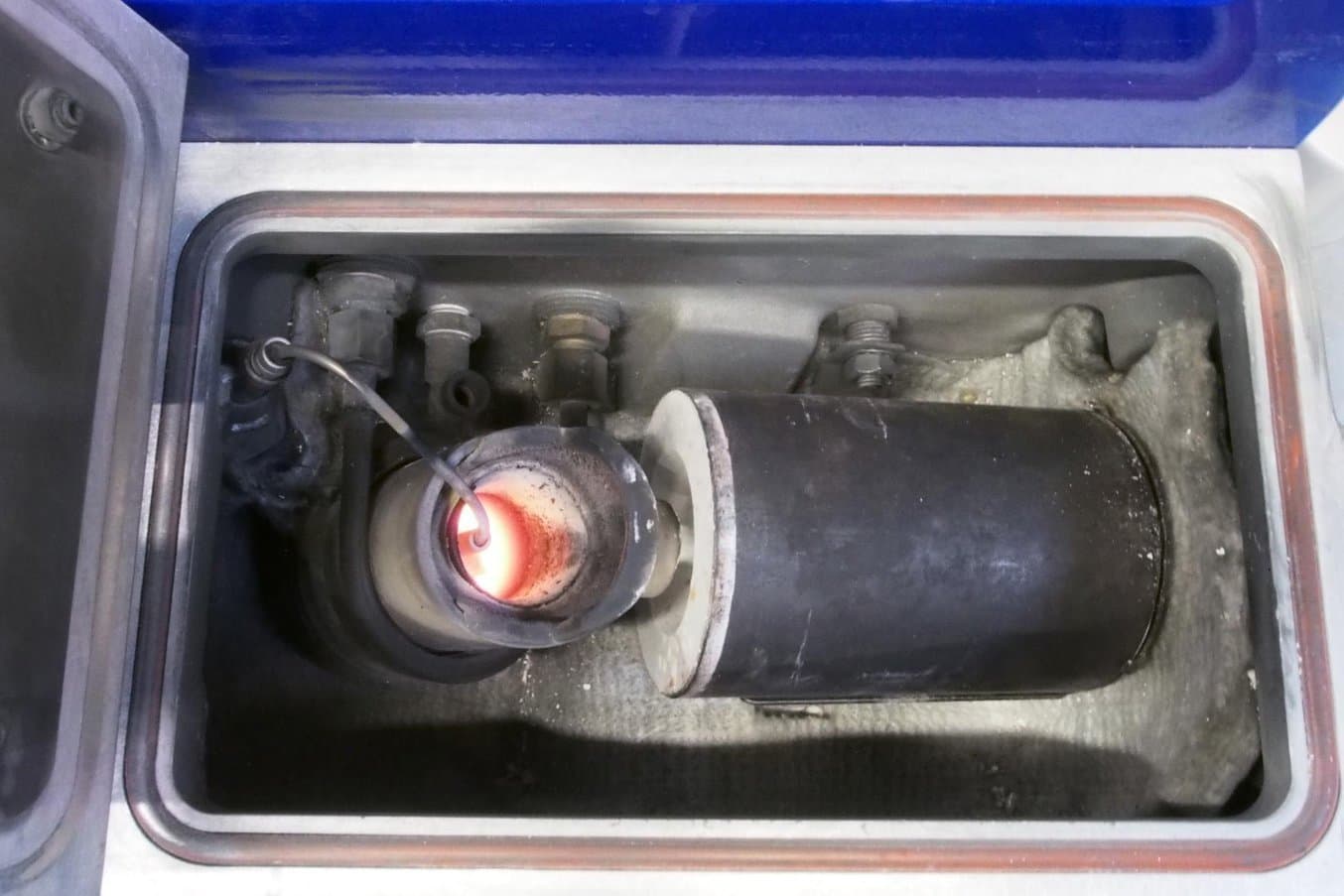 脱蜡铸造方法:铸造