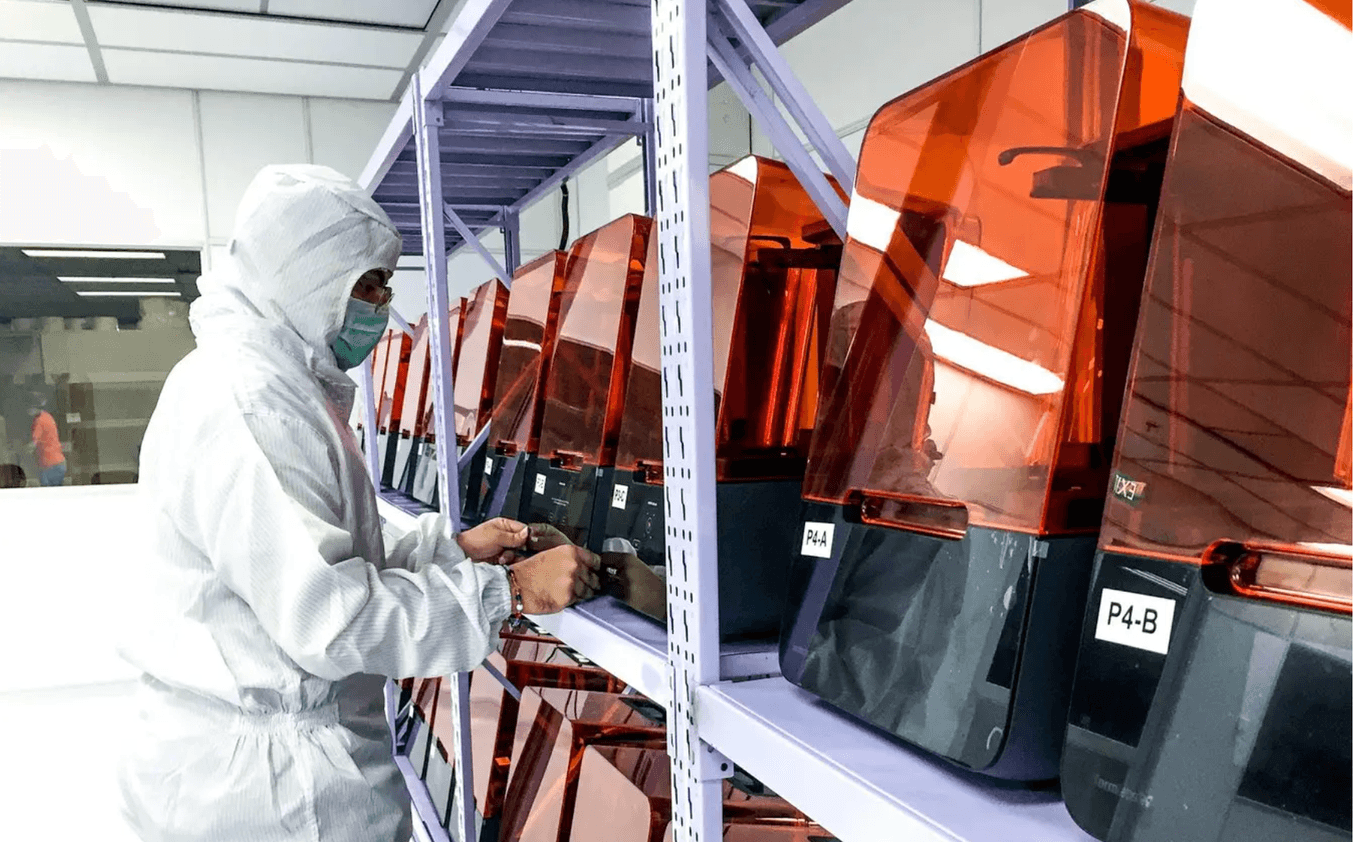 Fleet of Formlabs Desktop 3D Printers