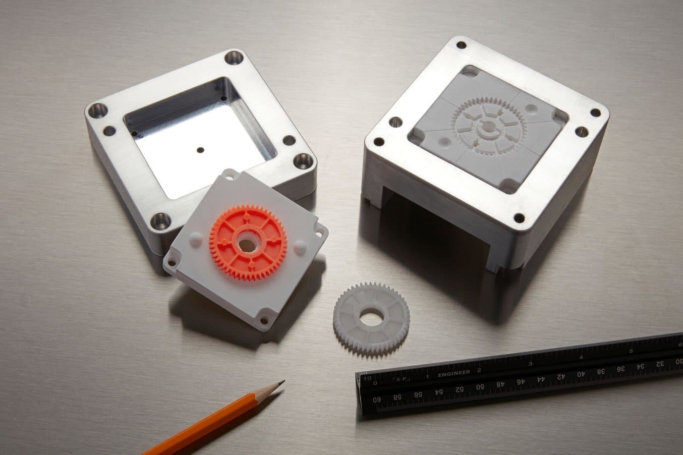对比:3D 打印内部快速模具制作成本 vs 外包成本