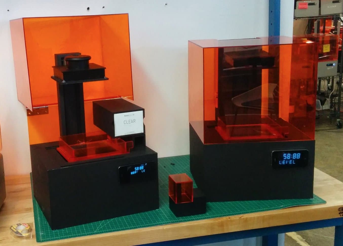 Form 2 SLA 3D 打印机的外观性原型