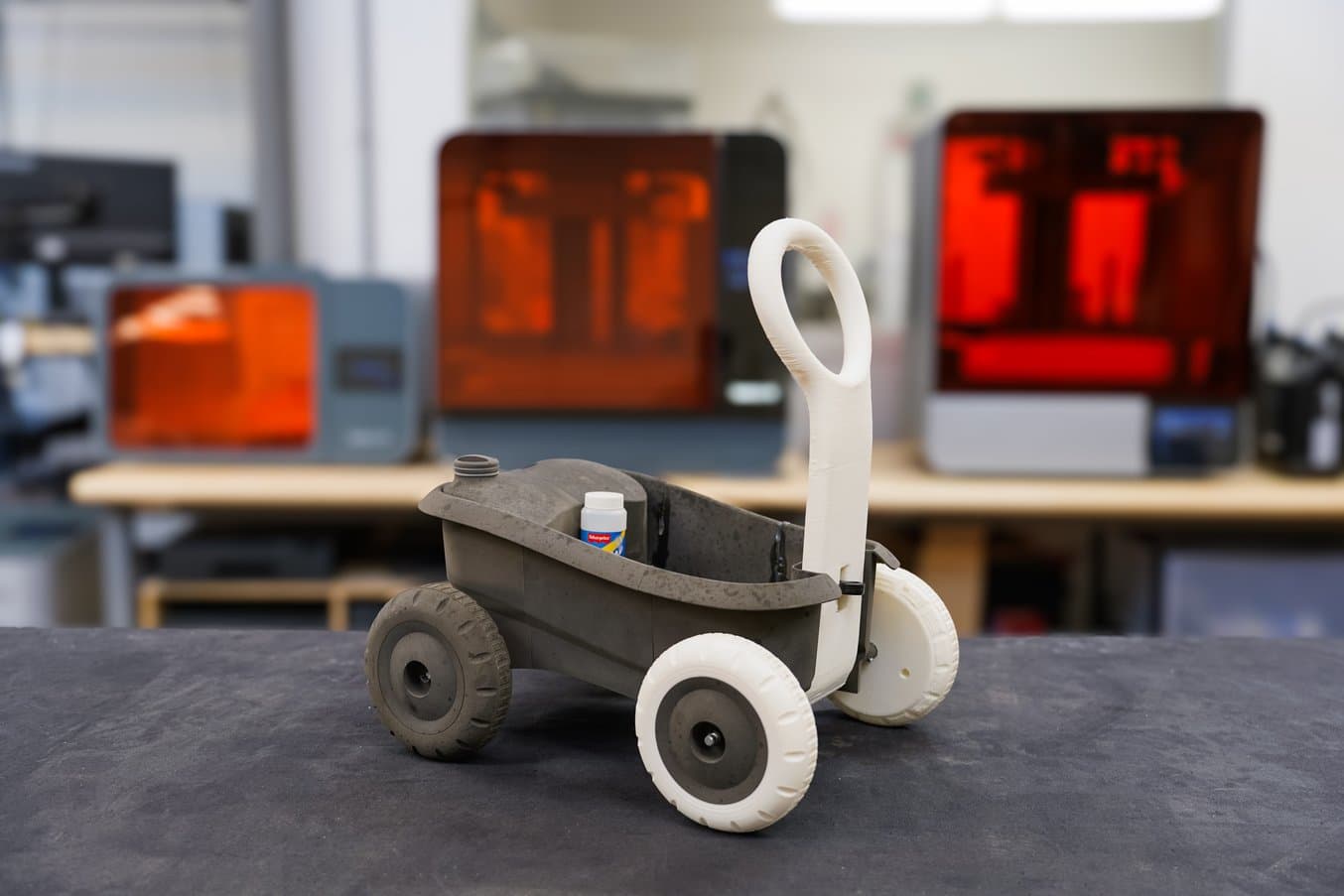 3D 打印手推车